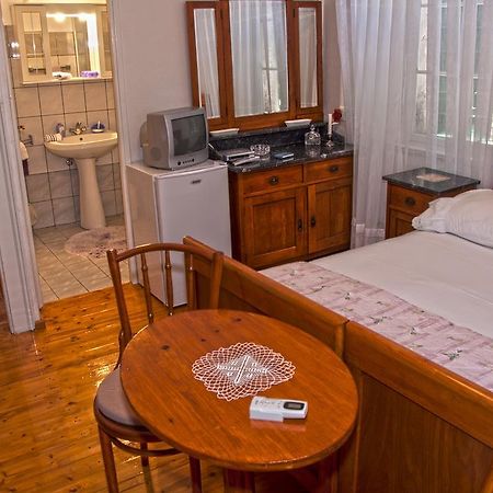 Marina Rooms Komiza Bilik gambar